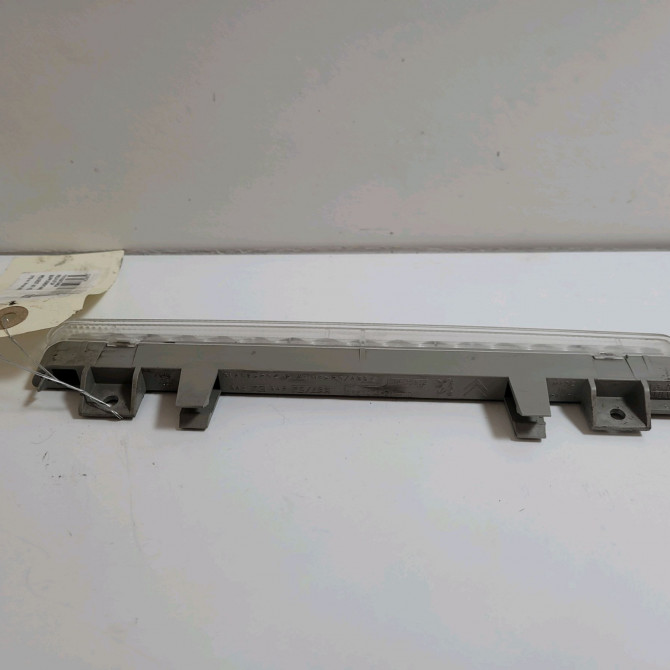 Feux stop supplementaire occasion  Peugeot 607 (9D, 9U) 2.2 hdi (2000-2006)   6351V8  2