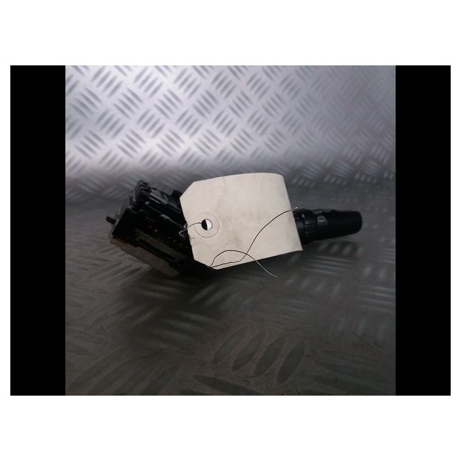 Commande essuie glace occasion  Toyota AVENSIS Break (_T25_) 2.0 d-4d (cdt250_) (2003-2008)   8465205170  2