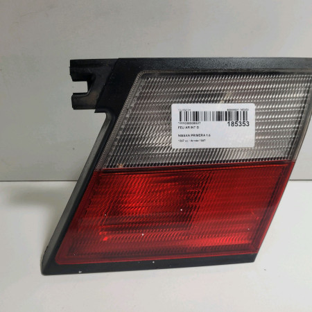 Feu arrière intérieur droit occasion  Nissan PRIMERA Hatchback (P11) 1.6 16v (1996-2002)   265502F727 