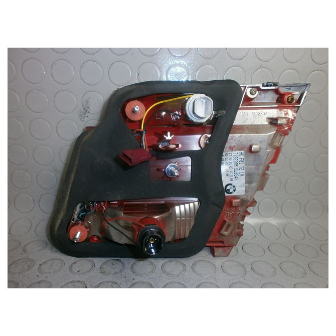 Feu arrière interieur gauche occasion  Bmw 7 (F01, F02, F03, F04) 730 d (2008-2012)   63217300271  2