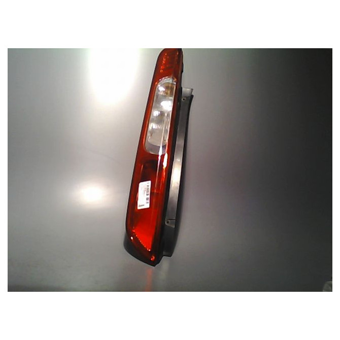 Feu arrière gauche occasion  Ford FOCUS II (DA_, HCP, DP) 1.8 tdci (2005-2012)   1420451  2