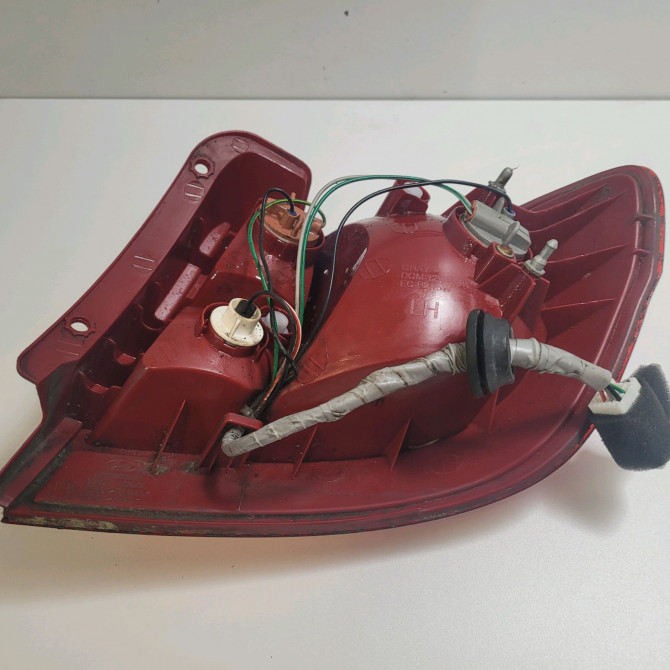 Feu arrière gauche occasion  Hyundai GETZ (TB) 1.5 crdi (2003-2005)   924011C510  2
