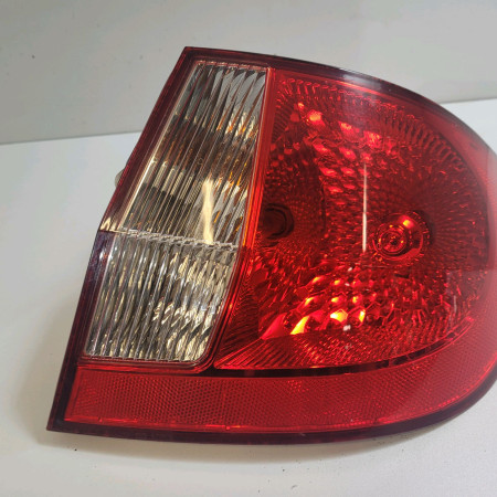 Feu arrière droit occasion  Hyundai GETZ (TB) 1.5 crdi (2003-2005)   924021C510 