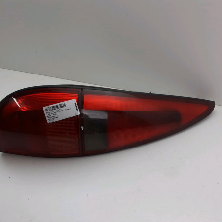 Feu arrière gauche occasion  RENAULT LAGUNA I Phase 2 NEVADA 04-1998->11-2000   7700429516 