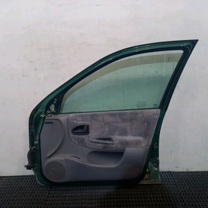 Porte avant droite occasion  Renault MEGANE I (BA0/1_) 1.6 16v (ba04, ba0b, ba11, ba1j, ba16, ba19, ba1k, ba1v,... (1999-2002)   7751473047  3