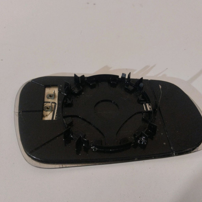 Glace  retroviseur exterieur gauche occasion  Volkswagen vw FOX 3/5 portes (5Z1, 5Z3, 5Z4) 1.4 (2005-2009)   5Z0857521F  2