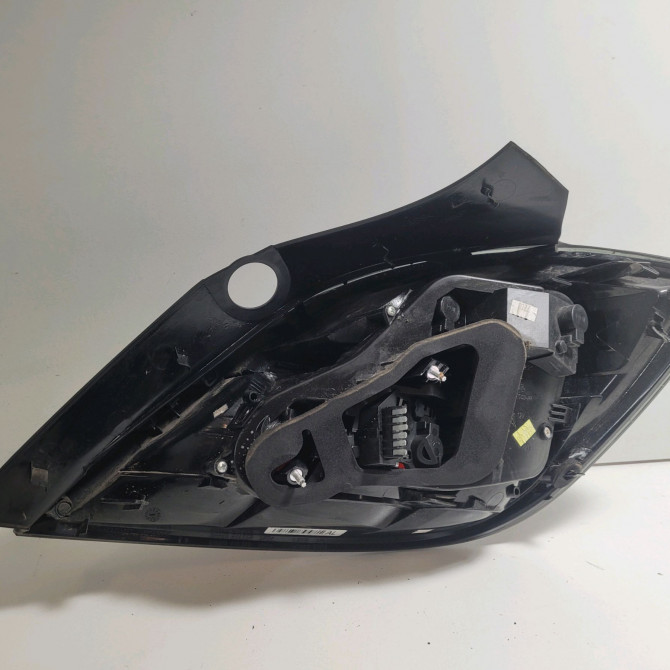 Feu arrière gauche occasion  OPEL ASTRA III Phase 2 01-2007->04-2011   93190304  2