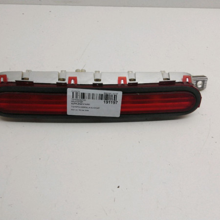 Feux stop supplementaire occasion  Toyota COROLLA Verso (ZER_, ZZE12_, R1_) 2.2 d-4d (aur10_) (2005-2009) 5 portes   815700F011 