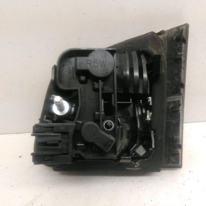 Feu arrière interieur gauche occasion  Citroën C5 III (RD_) 2.0 hdi 140 (2008) 4 portes   6350LT  2