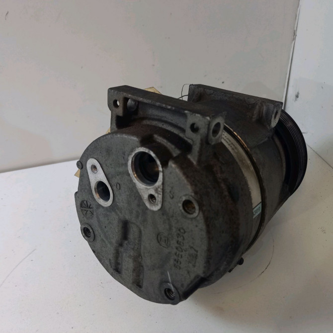 Compresseur air conditionne occasion  Renault MEGANE I (BA0/1_) 1.9 dti (ba1u) (2001-2003)   926005849R  3