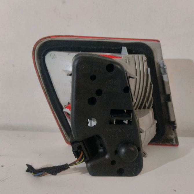 Feu arrière intérieur droit occasion  Bmw 3 Touring (E46) 320 d (2000-2001)   63218368760  2