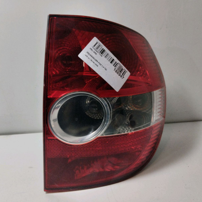 Feu arrière droit occasion  Volkswagen vw FOX 3/5 portes (5Z1, 5Z3, 5Z4) 1.4 tdi (2005-2009)   5Z0945112  1