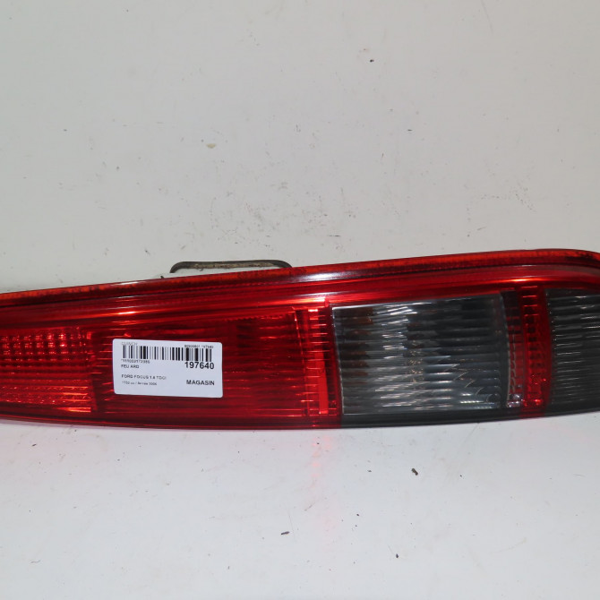 Feu arrière droit occasion  Ford FOCUS II Turnier (DA_, FFS, DS) 1.8 tdci (2004-2012)   1499840  1