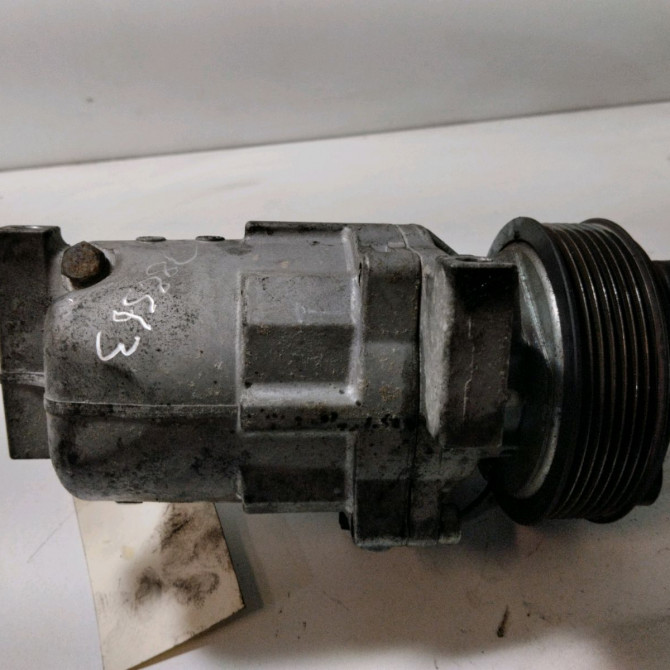 Compresseur air conditionne occasion  Nissan MICRA C+C III (K12) 1.6 160 sr (2005) 2 portes   92610CJ60B  5