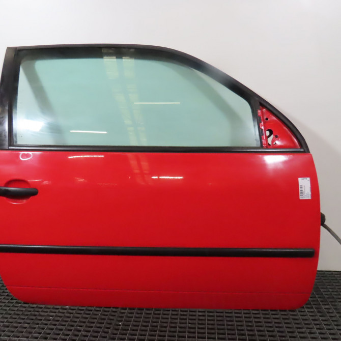 Porte avant droite occasion  SEAT AROSA Phase 1 07-1997->11-2000 1.0   6X3831052AJ  1