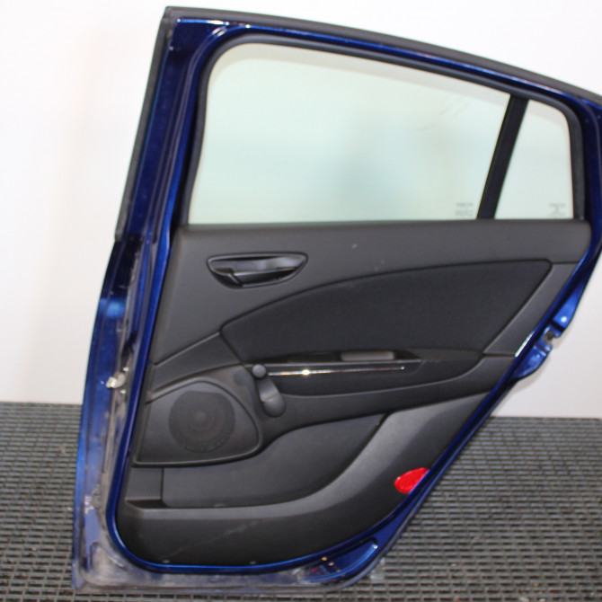 Porte arrière droite occasion  Fiat BRAVO II (198_) 1.6 d multijet (198axm1b) (2008-2014)   51839095  2