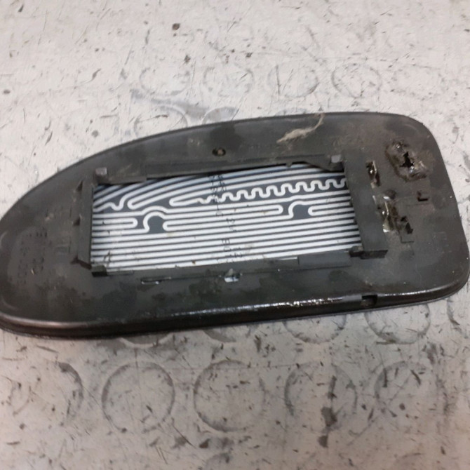 Glace  retroviseur exterieur droit occasion  Ford FOCUS I (DAW, DBW) 1.6 16v (1998-2004)   1060598  2