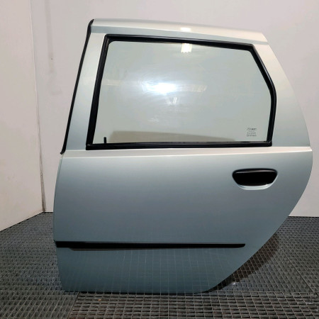 Porte arrière gauche occasion  Fiat PUNTO (188_) 1.2 60 (188.030, .050, .130, .150, .230, .250) (1999-2010)   51751111 