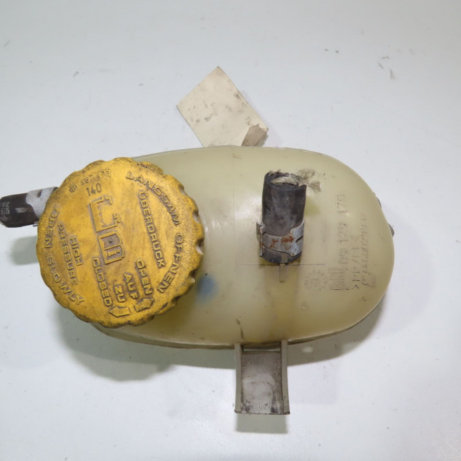 Vase expansion occasion  Opel CORSA C (X01) 1.2 (f08, f68) (2000-2009)   9129170  1