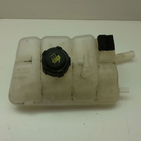 Vase expansion occasion  Renault MEGANE IV 3/5 portes (B9A/M/N_) 1.6 dci 130 (b9a4) (2015)   217102781R 