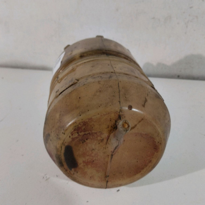 Vase expansion occasion  Renault 18 (134_) 1.4 (1340) (1978-1986)   7701203220  2