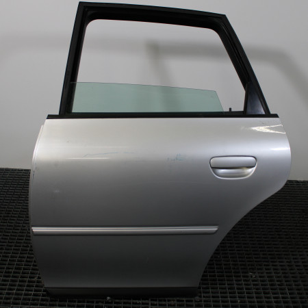 Porte arrière gauche occasion  Audi A3 (8L1) 1.6 (1996-2003)   8L4833051D 