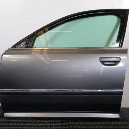 Porte avant gauche occasion  Audi A8 D3 (4E2, 4E8) 3.0 tdi quattro (2003-2010)   4E0831051C 