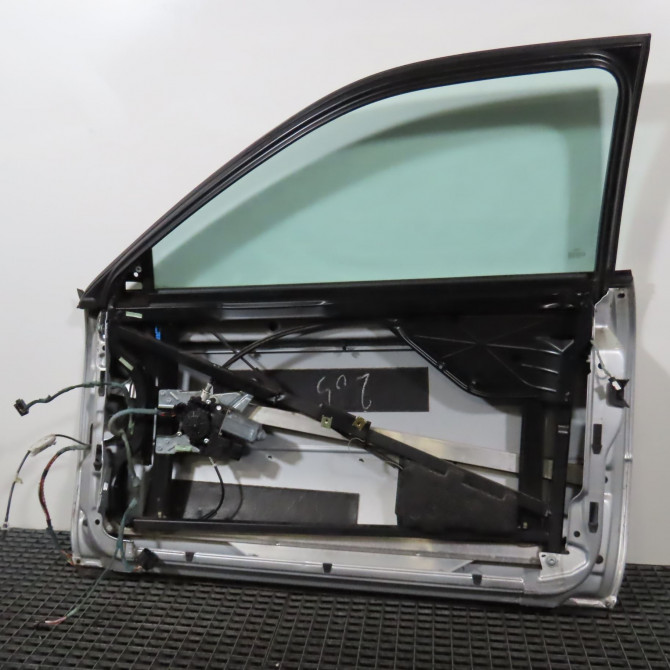 Porte avant droite occasion  Audi A3 (8L1) 1.9 tdi (1996-2001)   8L3831052B  4