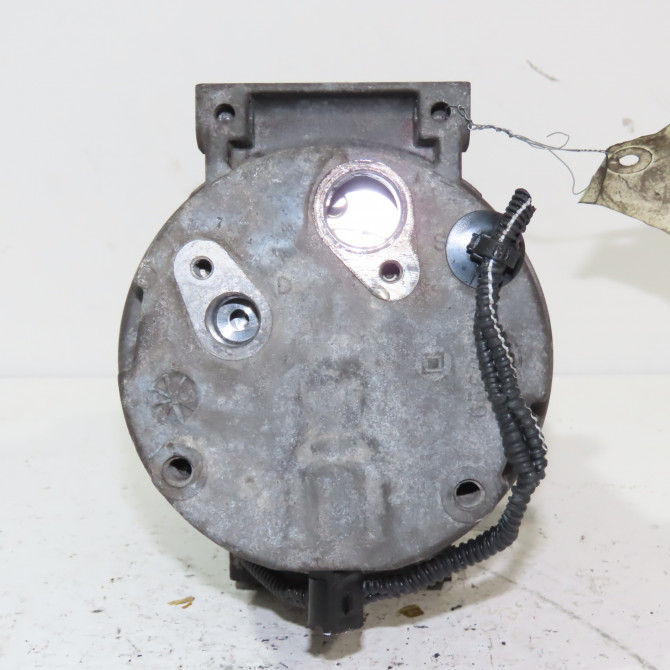 Compresseur air conditionne occasion  Renault LAGUNA II (BG0/1_) 1.9 dci (2001-2007)   8200021822  3