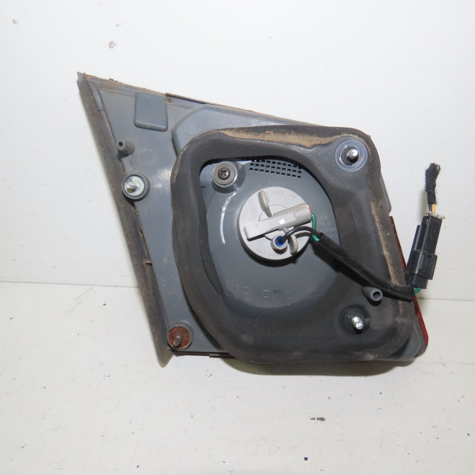 Feu arrière intérieur droit occasion  Chevrolet CRUZE (J300) 2.0 cdi (2010)   95130773  2