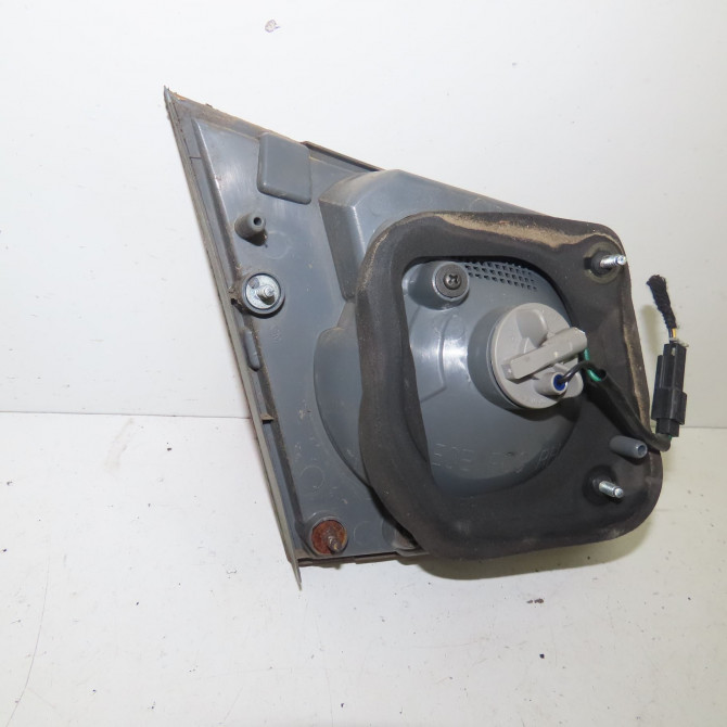 Feu arrière intérieur droit occasion  Chevrolet CRUZE (J300) 2.0 cdi (2010)   95130773  3