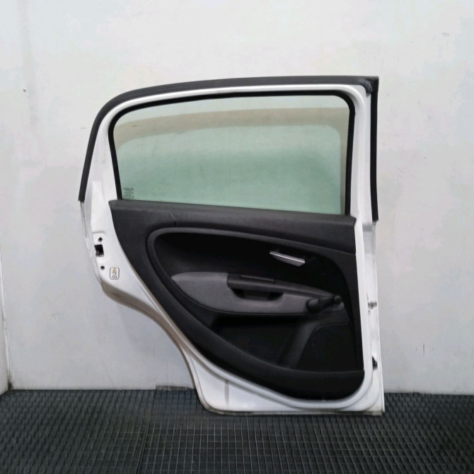 Porte arrière gauche occasion  Fiat GRANDE PUNTO (199_) 1.3 d multijet (2008)   51888070  3