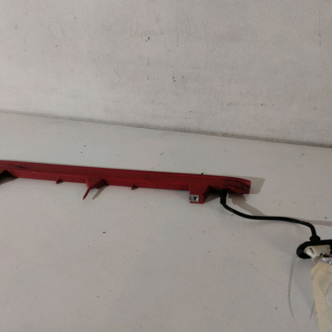 Feux stop supplementaire occasion  Audi Q5 (8RB) 2.0 tdi quattro (2012-2017)   8R0945097A  2