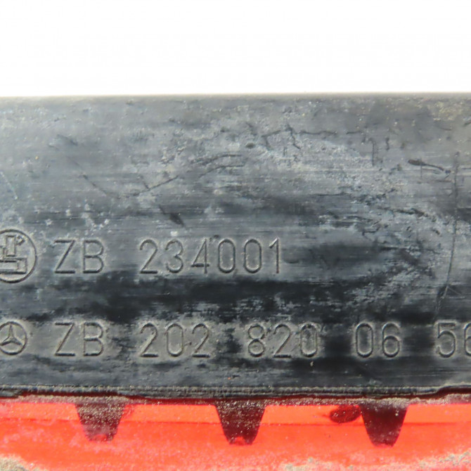 Feux stop supplementaire occasion  Mercedes-benz CLASSE C Break (S202) C 220 t cdi (202.193) (1997-2001)   2028200656  2