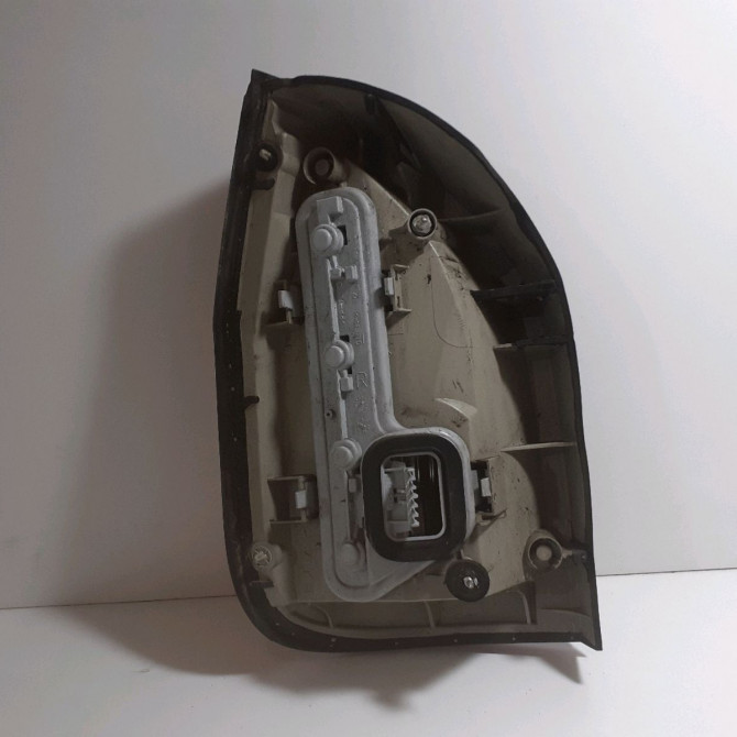 Feu arrière droit occasion  Opel ZAFIRA A Monospace (T98) 2.0 dti 16v (f75) (2000-2005) 5 portes   93175679  2