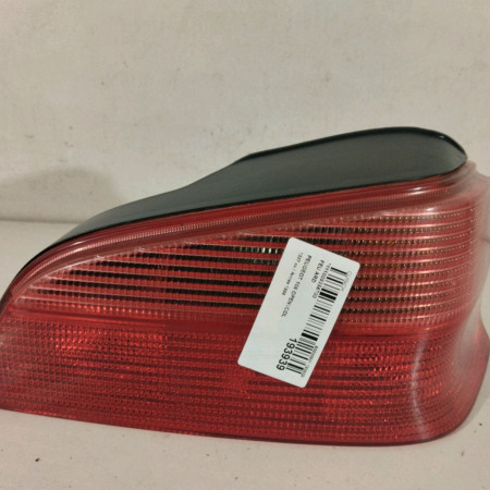 Feu arrière droit occasion  Peugeot 106 II (1A_, 1C_) 1.5 d (1998-2004) 3 portes   6351G6 