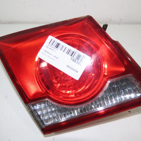 Feu arrière interieur gauche occasion  Chevrolet CRUZE (J300) 2.0 cdi (2010)   95130772 