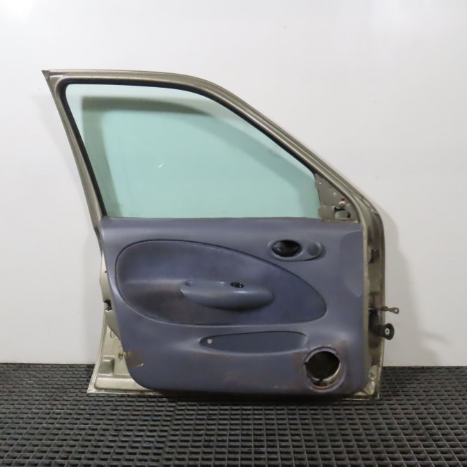 Porte avant gauche occasion  Ford FIESTA IV (JA_, JB_) 1.8 d (1995-2000)   1007037  3