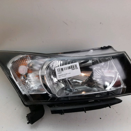 Phare droit occasion  Chevrolet CRUZE 3/5 portes (J305) 1.6 (2011)   95137778 