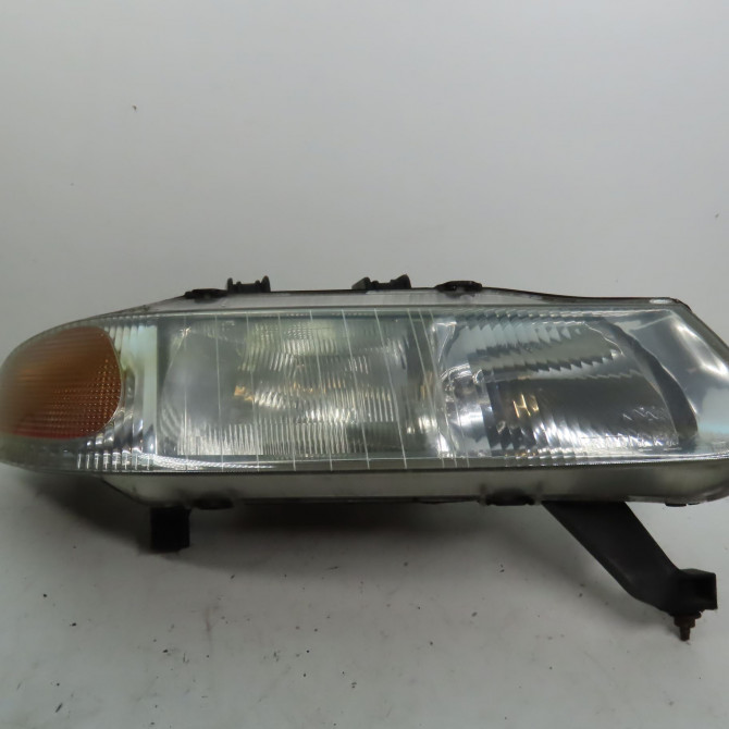 Phare droit occasion  Rover 400 II 3/5 portes (RT) 420 d (1995-2000)   XBC103420  1