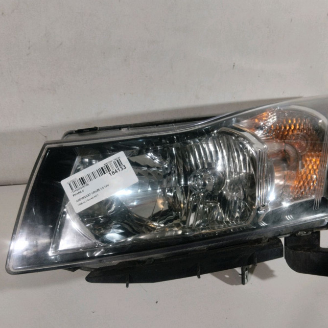 Phare gauche occasion  Chevrolet CRUZE 3/5 portes (J305) 1.6 (2011)   95137777  1