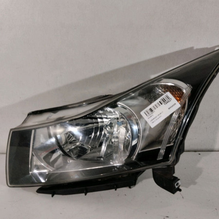 Phare gauche occasion  Chevrolet CRUZE 3/5 portes (J305) 1.7 d (2012-2015)   95137777 