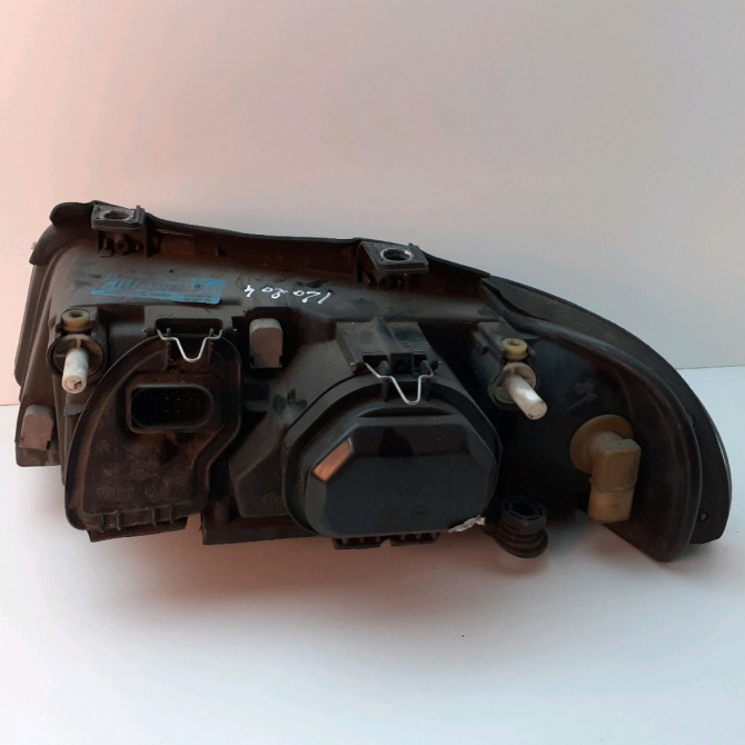 Phare droit occasion  Audi A4 B5 (8D2) 1.6 (1994-2000)   8D0941030AK  2