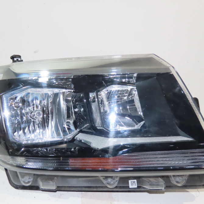 Phare droit occasion  Man TGE Camionnette 2.0 tdi (01v, 03v, 36v, uyb, uyc, uyd) (2017)   7C1941006  1