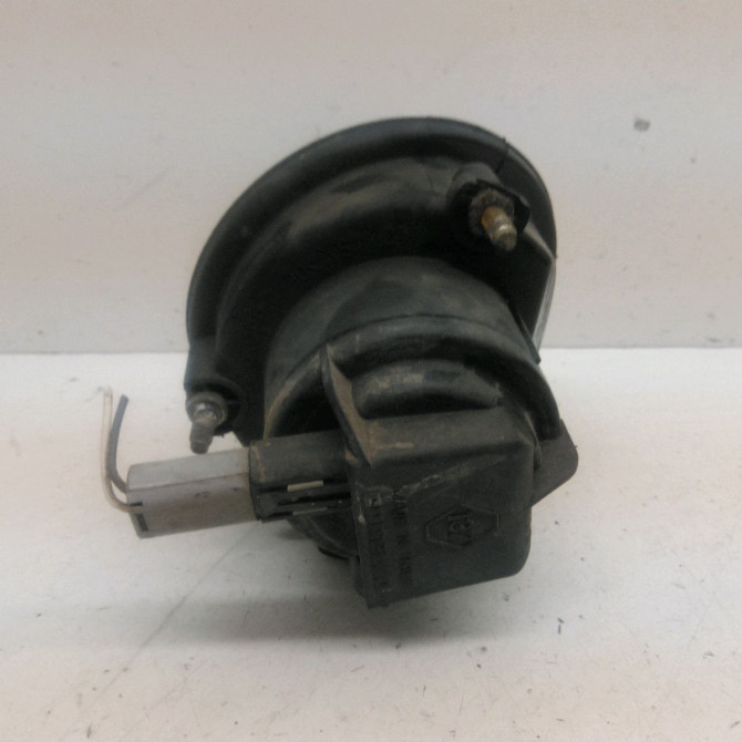 Phare antibrouillard avant gauche occasion  Renault CLIO II (BB_, CB_) 1.6 (b/cb0d, bb00) (1998-2005)   7701205665  2