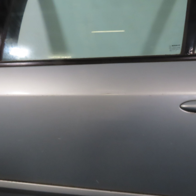 Porte arrière gauche occasion  RENAULT VELSATIS Phase 1 01-2002->04-2005 2.2 DCI 150ch   7751472360  2