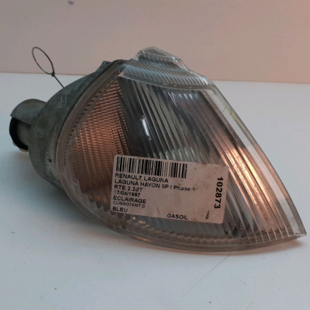 Clignotant droit occasion  RENAULT LAGUNA I Phase 1 01-1994->04-1998 2.2 DT   7711130006 