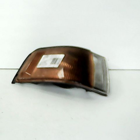 Clignotant droit occasion  Mazda 323 S IV (BG) 1.3 16v (bg3p) (1991-1994)   21061301 