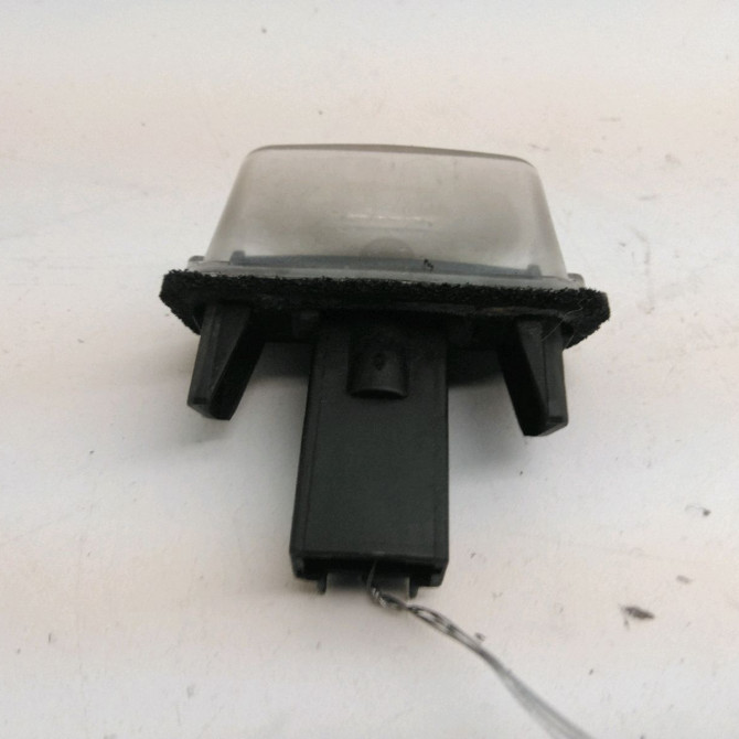Eclaireur plaque de police d occasion  Peugeot 207 SW (WK_) 1.6 hdi (2007-2012) 5 portes   6340A3  2