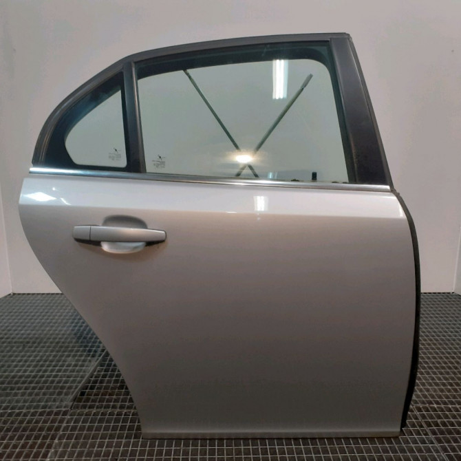 Porte arrière droite occasion  Cadillac BLS 1.9 d (2006)     1